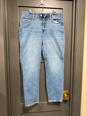 Old Navy Women's High-Rise Jeans - Light Blue Denim